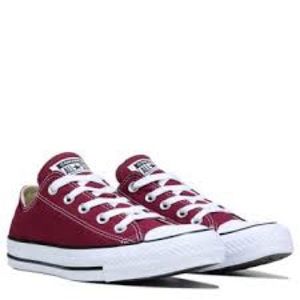 Kids maroon Converse size 3